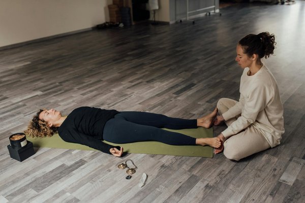 Quelles sont les meilleures stratégies pour faire face à la solitude et à l'isolement social?